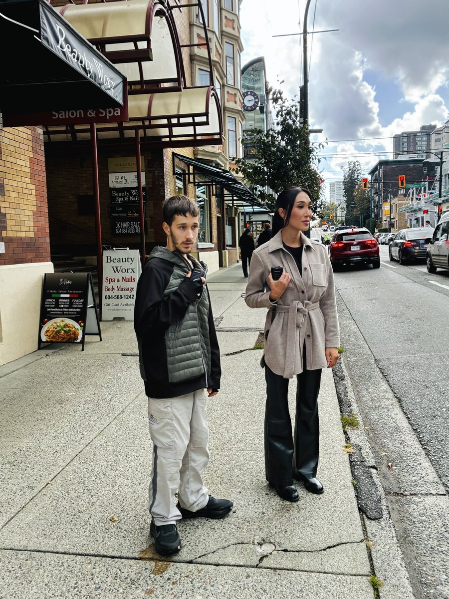 VPDTrafficUnit's tweet photo. @VancouverPD And here they are at Thurlow and Robson! #DriveSafe https://t.co/oUF8USGtYl