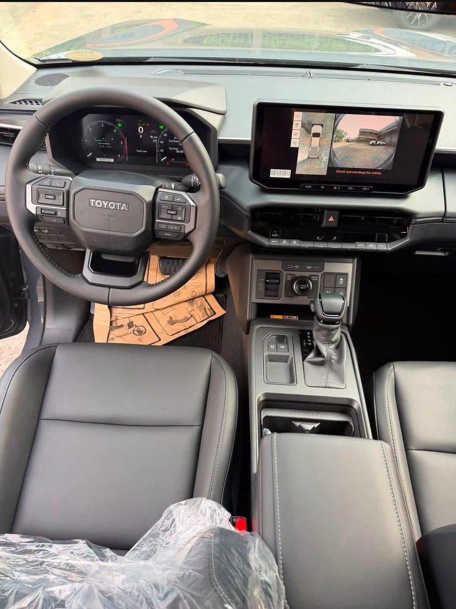 softcarsng's tweet photo. ❄️TOYOTA HILUX SRS 2027
BRAND NEW [026 Custom Import Duty ] wireless Charger-BSM and Many modern Features 
📍Lagos  🏷️ 79.5m

☎️ Call or Chat 08025664257

 Join Our Exclusive Sales on WHATSAPP CHANNEL NOW
https://t.co/tUAjrL1Con

Telegram Channel
https://t.co/xTnnXcsXuB https://t.co/fu0RmcwzlQ