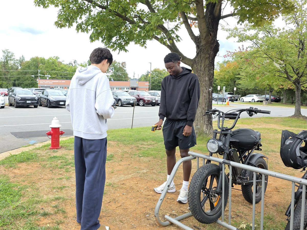 LCHS1954's tweet photo. Geospatial Science students mapped campus surface temperatures using GIS, demonstrating how green spaces reduce heat to inform campus sustainability planning. @LCPSOfficial https://t.co/jPtTMrOAXh