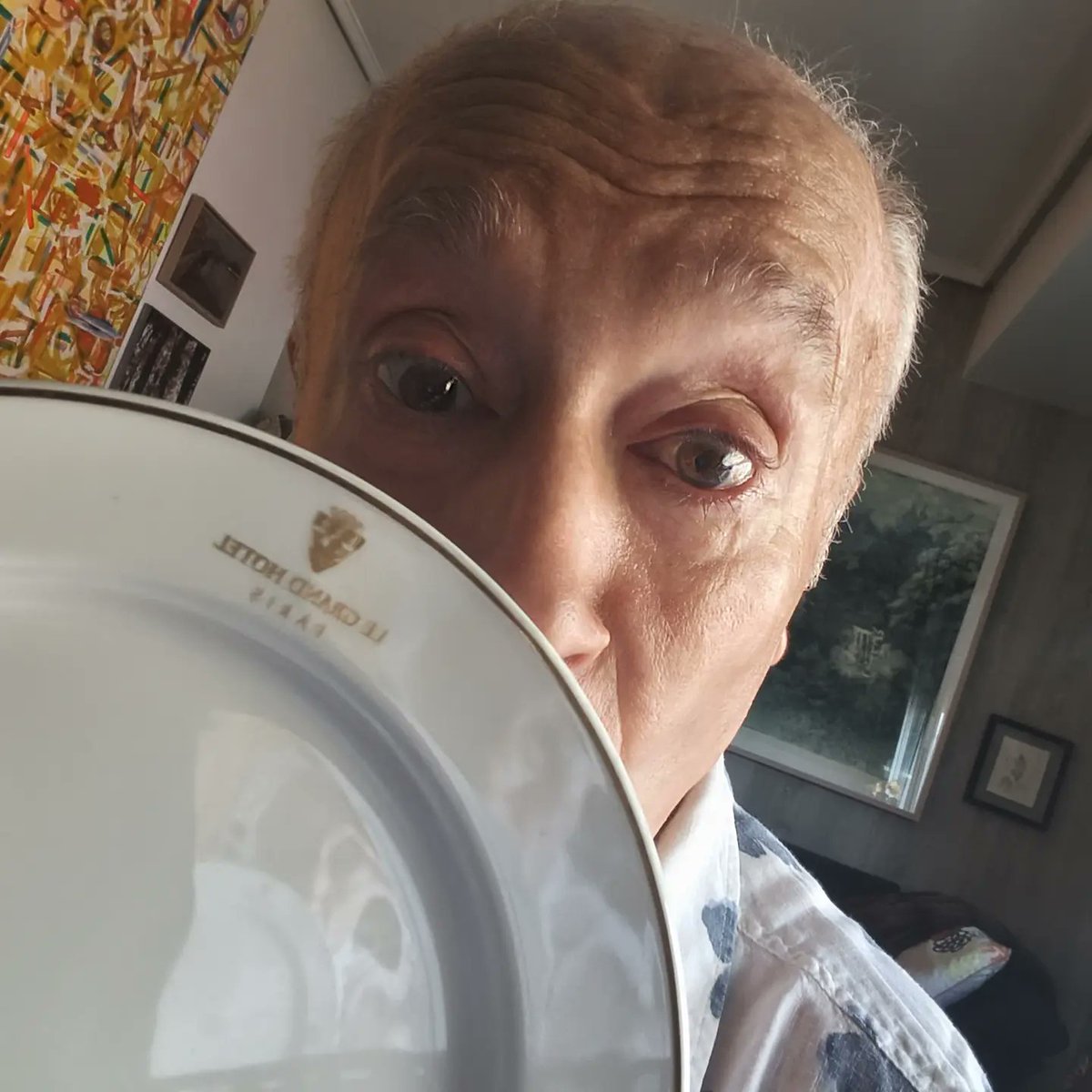 sujithakarna's tweet photo. Photo by Juan Ramos on June 17, 2026. May be an image of a saucer, china, and a fork. https://t.co/Erv4mBYg85