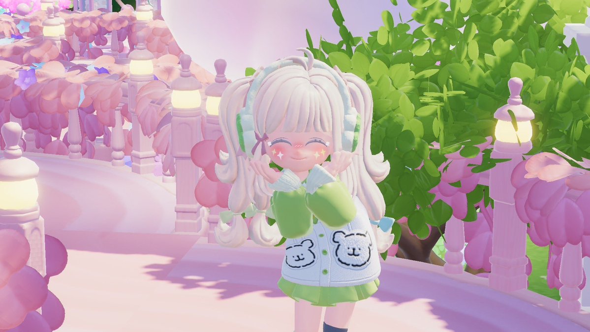 uzu_heartopia's tweet photo. 小顔ポーズげっとおおお
みんな写真とろーよ♡       ᑎ ᑎ    ♡        (  ˶ᐢᗜᐢ˶)つ      ⊂♡        |    ♡          　    |   ＿＿ꓛ   ♡ https://t.co/DsVFm3aaiV
