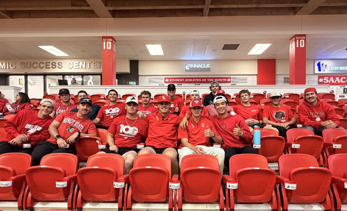 MSUBeaversBASE's tweet photo. Supporting @MSUBeaversVB for Build the Dam Night! #minotstatesaac #beavercup2027 #oneteam https://t.co/diJPrnFFQq