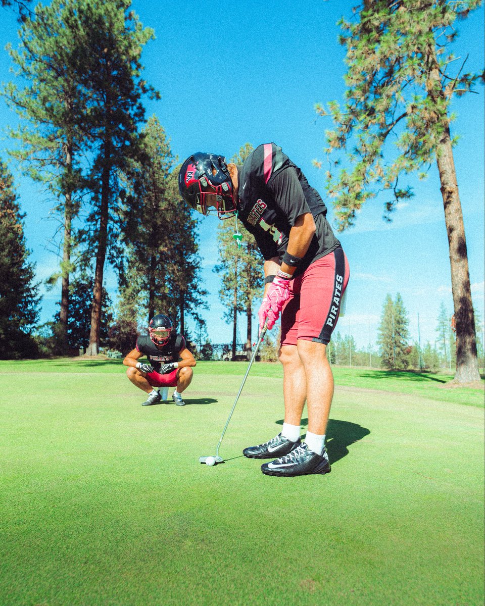 WhitworthFB's tweet photo. Week 4! Black and Crimson at Home ⚫️🔴❗️ https://t.co/CoqklsEEDl