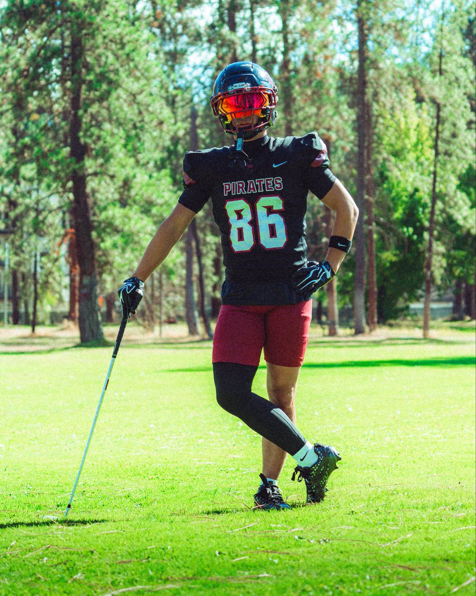 WhitworthFB's tweet photo. Week 4! Black and Crimson at Home ⚫️🔴❗️ https://t.co/CoqklsEEDl