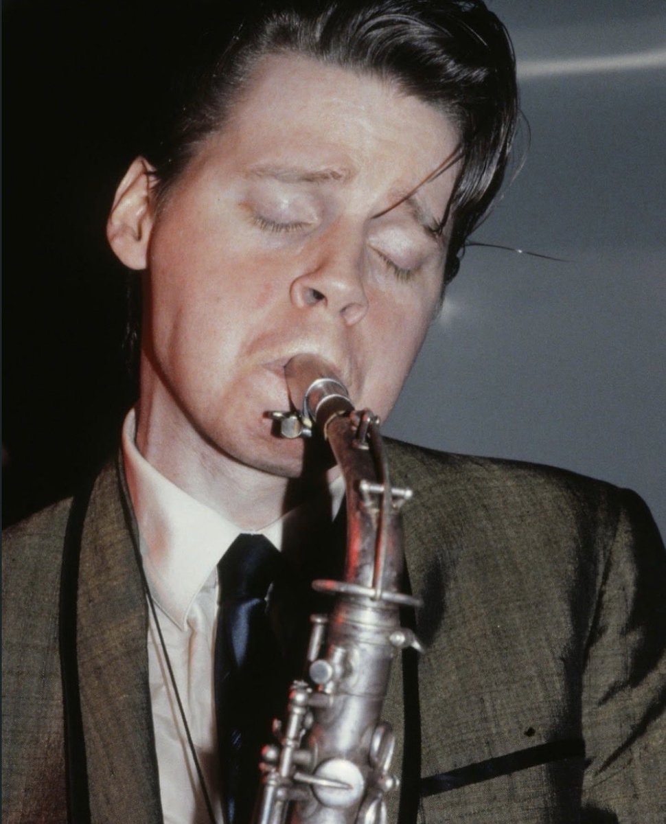 Myblackdiary93's tweet photo. James Chance, saxophonist and leader of The Contortions, was notorious for his aggressive, confrontational stage presence in the late 1970s. 
He frequently initiated physical fights with audience members, often leaping into the crowd during performances to slap or attack them. https://t.co/s7M4E6Fl3J