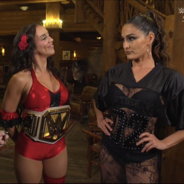 ringthebelleds's tweet photo. Chelsea with classic Bella Twins look?👀 https://t.co/hqtid4gWte