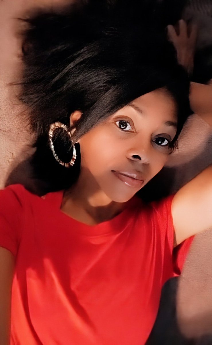 Glitter_Starrs's tweet photo. ✍🏾 - 💎Age 50 loading💎 in 20 days. 📷🌹 https://t.co/rm7zAC5t8Y