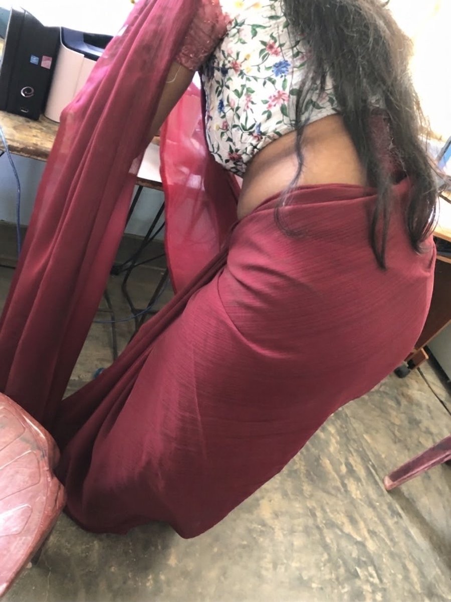 Jn123_z's tweet photo. Follower oda friend,peru sahana, srilankan teacher ,31, married,ufffff🥵🥵, apdiye ivala antha vervaioda nalla nakki edukanun, antha thoppul ,mola uffff, pathale oluguthu,part 2 itha vida veri ah irukum https://t.co/UTrhW75ViK