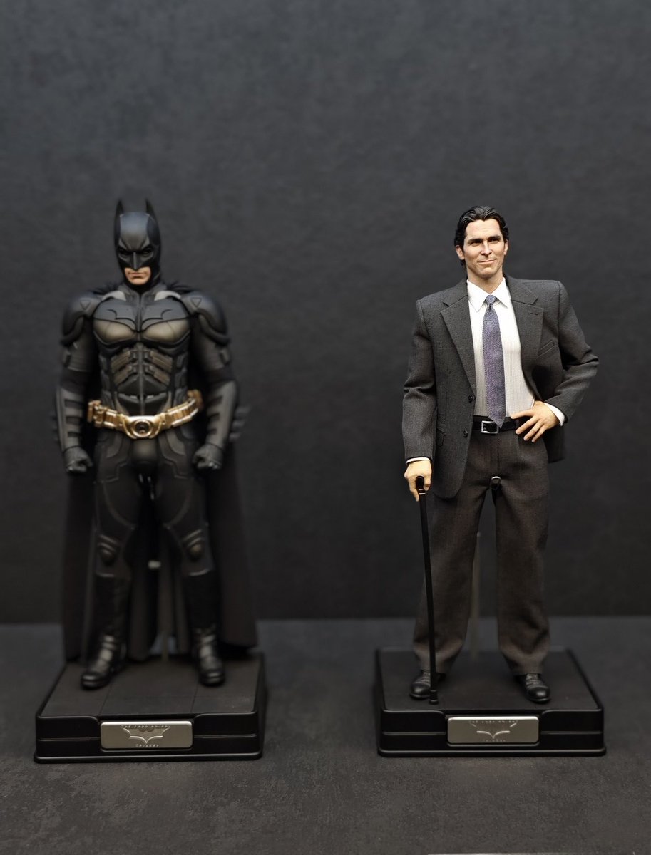 I__Love__Heroes's tweet photo. 1/6 #INART 
#TheDarkKnightRises https://t.co/Ye4IIxpt78