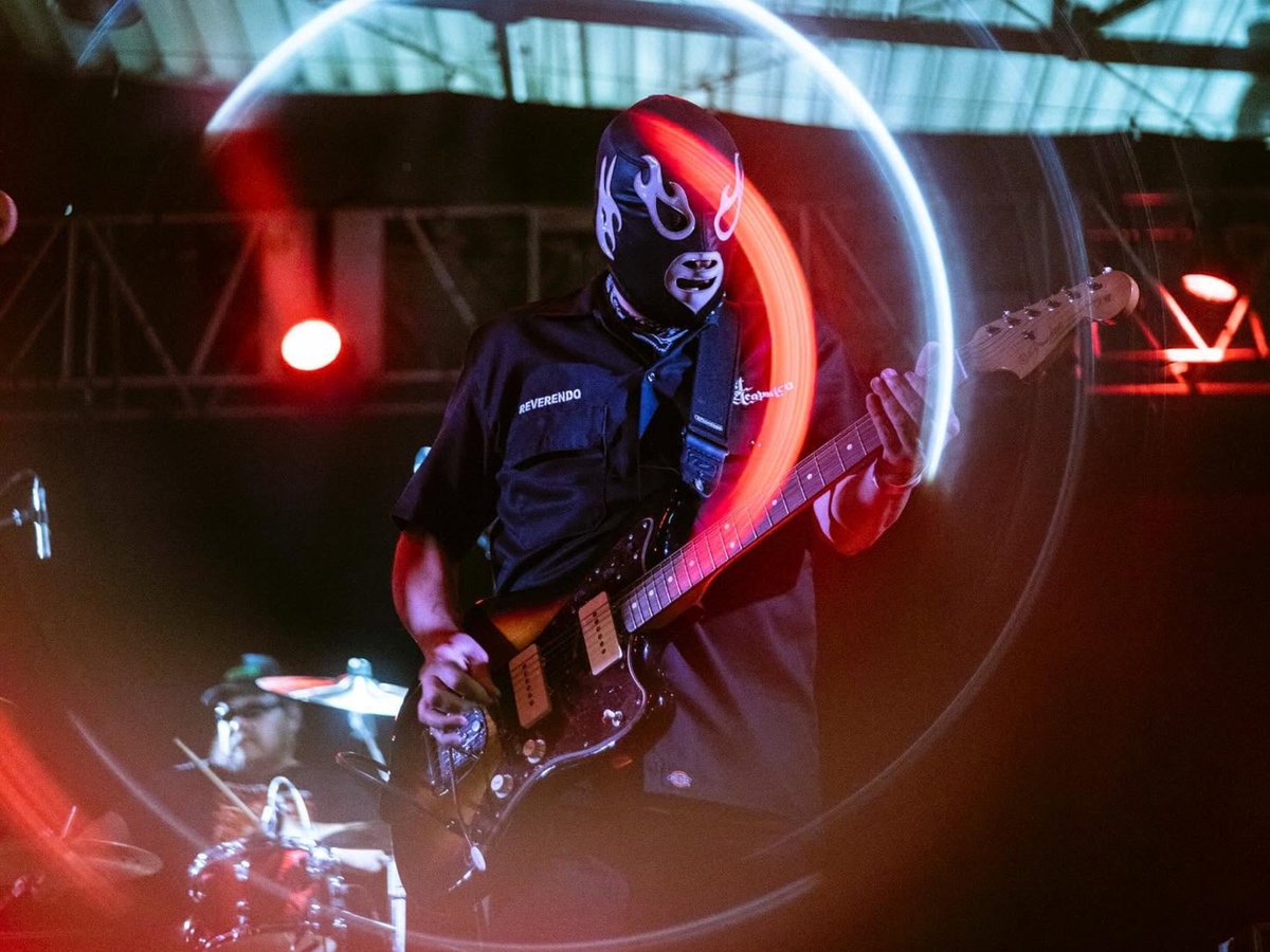 TimeOutMexico's tweet photo. #TriviaTOM
❤️🔁

Tenemos pases DOBLES para ver a la banda de surf Lost Acapulco mañana SÁBADO 3 de octubre en el Teatro Metropólitan.

Va la dinámica:
https://t.co/j40wd2mkrm https://t.co/93N2FYkUl5