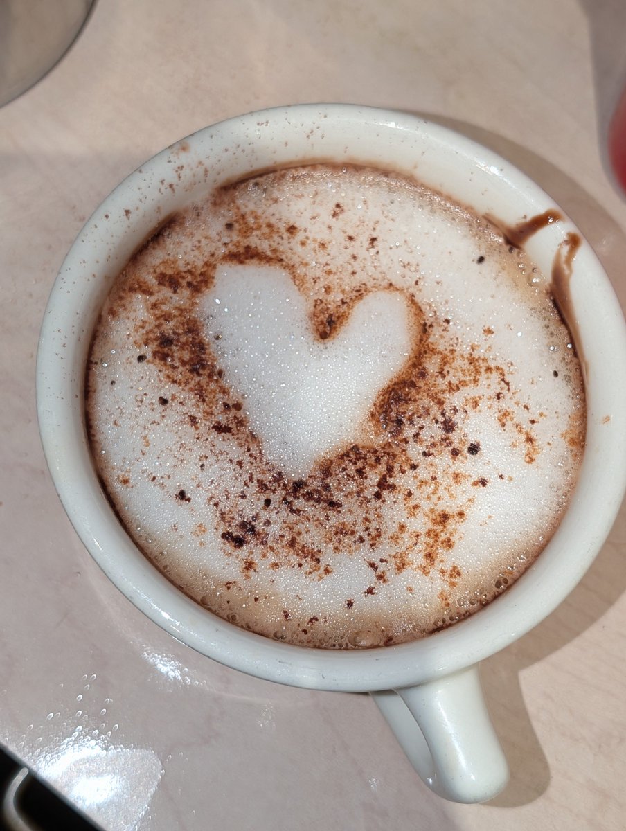 brightandsenny's tweet photo. I make my drinks with maximum love ♥️ https://t.co/TB0WxquyXY