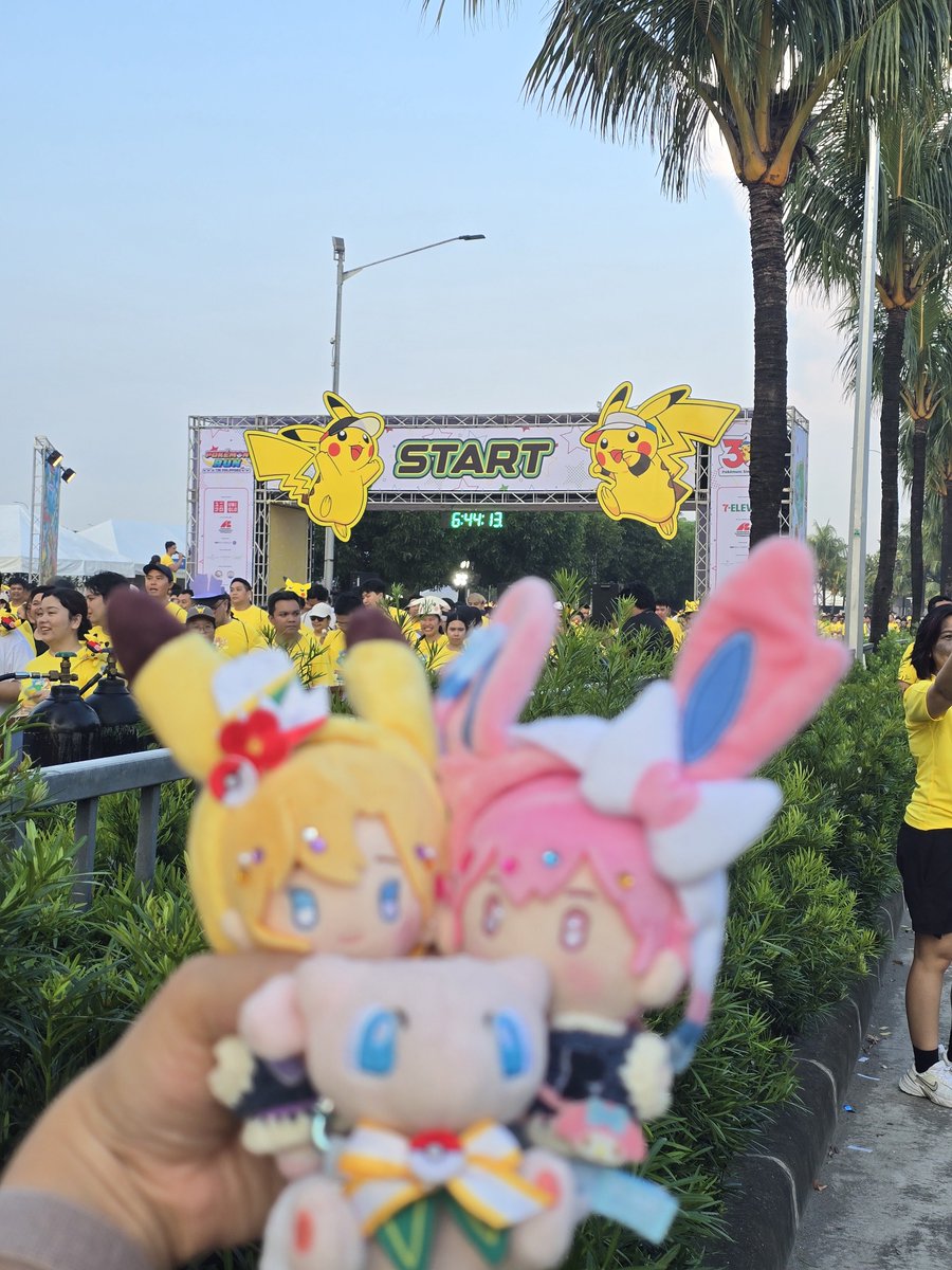 neekoiii's tweet photo. Pokemon Run with ppeunline! ✨💜💗 🏃 💨

#PokémonRUN30inThePhilippines
#PokemonRunPH https://t.co/s3dpe5QrCD
