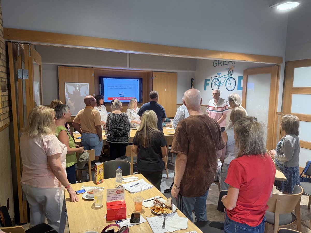 RealLeslieWhite's tweet photo. "Everything Republican" Meeting in #Scottsdale #AZ‼️ Using human agency to get results. 🧨🌵🇺🇸‼️#LD3!  Thanks Candance and Cari for an engaging meeting. https://t.co/itHeWc57IE