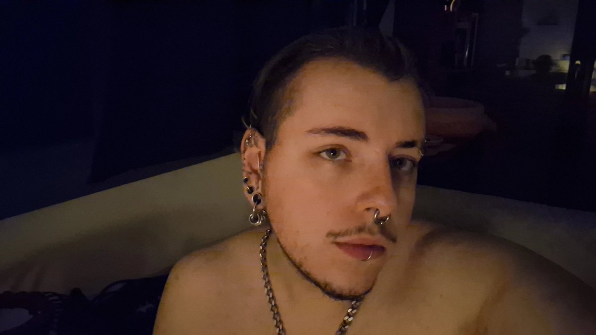 kyrvnte's tweet photo. #elle m'a demandé de faire aussi cette année... #butchtober https://t.co/BIpdQmGS63