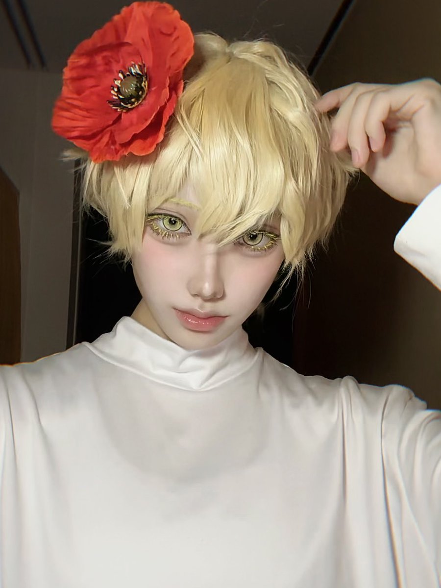 77_koromo_cos's tweet photo. ⋱⋆⟢₊˚⋆alien stage⋆˚₊⟣⋆⋰
݁𖥔.현아에게서 받은 꽃݁𖥔. https://t.co/0tb6koHCY6