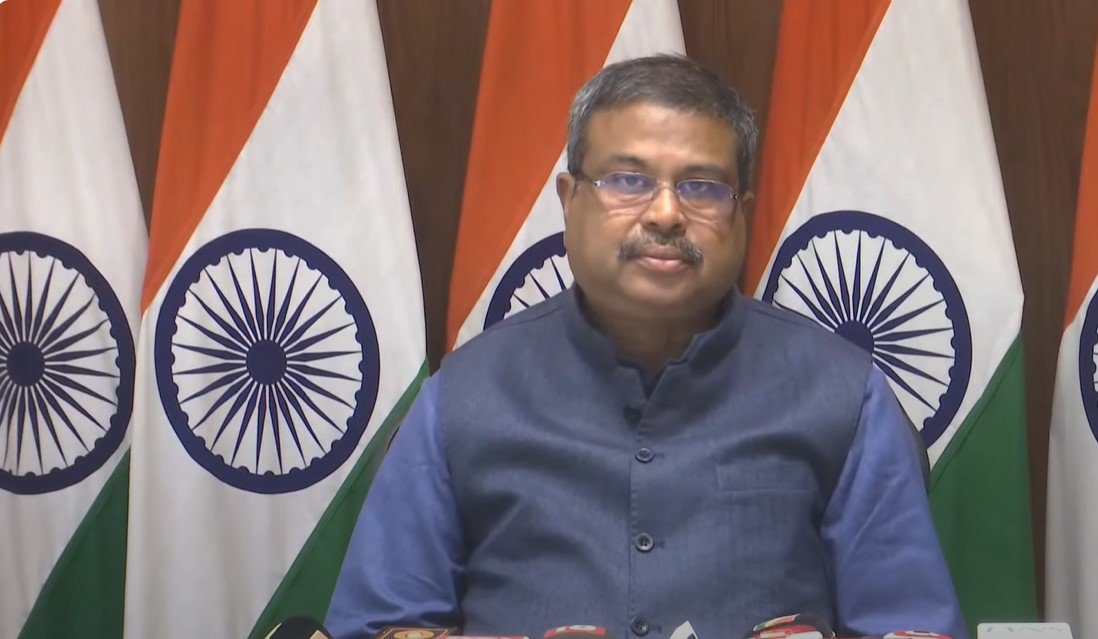dhalanurjay's tweet photo. BJD Compromised State’s Revenue to Favour Private Mining Firm: Dharmendra Pradhan https://t.co/09ByyMCaon https://t.co/Ai6nXT3RC1