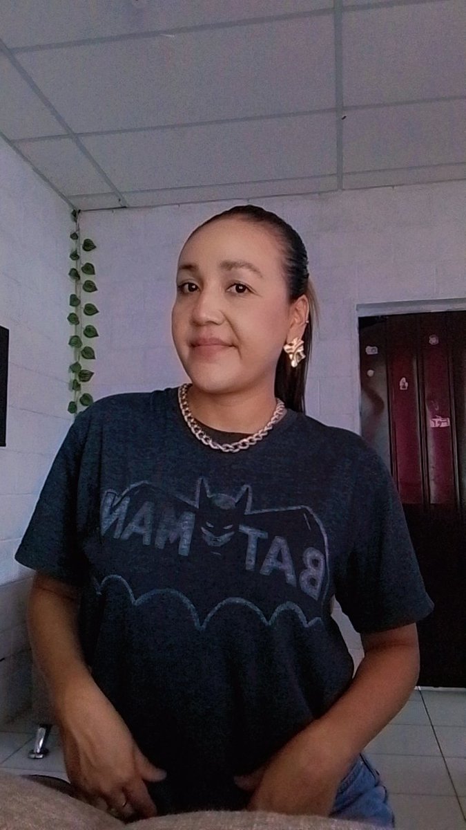 _LINARES87's tweet photo. 🤭siempre hermosa. https://t.co/qHPuLyFemh