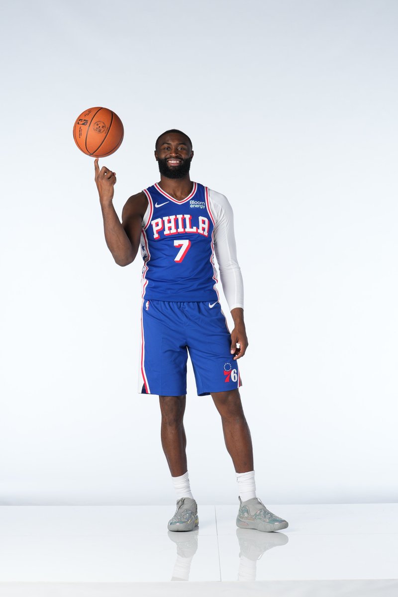 FAMILIAR FACES. NEW PLACES. 👀

Which new-team debut are you most excited to watch this season?

The 2026-27 NBA season tips off Tuesday, Oct. 20 on NBC and Pea