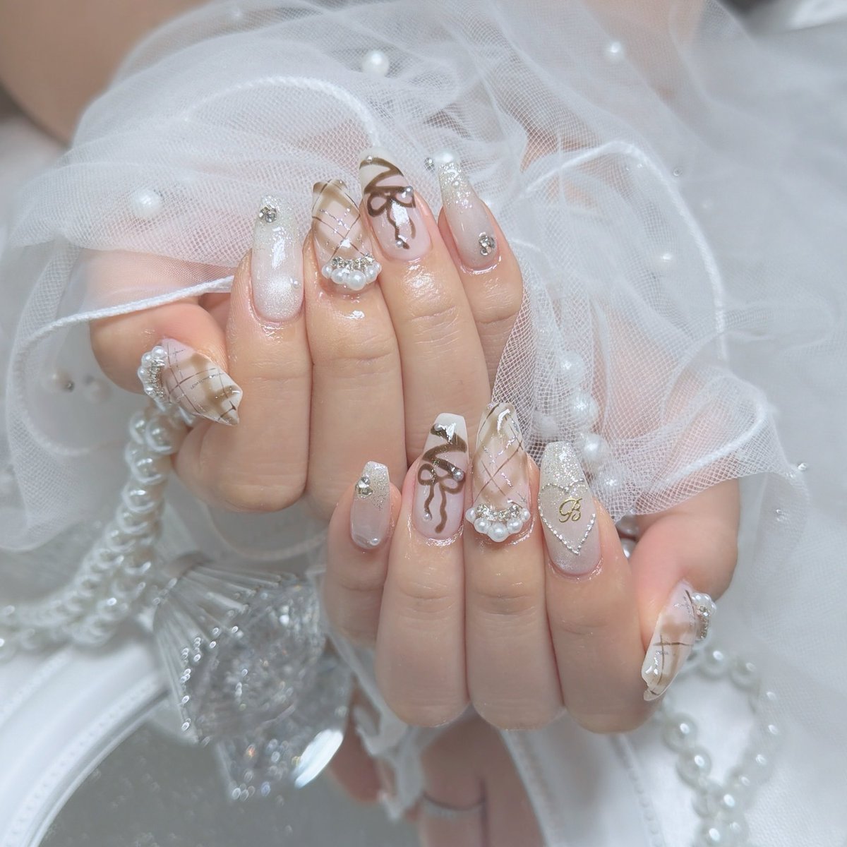 chanmina037's tweet photo. 新しいネイル🎀
秋らしい色味と雰囲気にしてもらいました✨
可愛くてお気に入りです☺️ https://t.co/crcmvYZCSQ