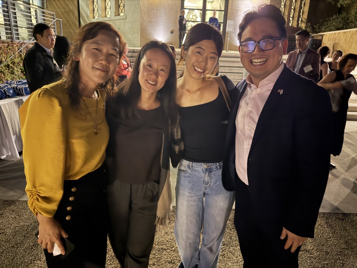 chungforchange's tweet photo. Mintz Trailblazers and Changemakers at Stanford! https://t.co/EyenxKq9D4