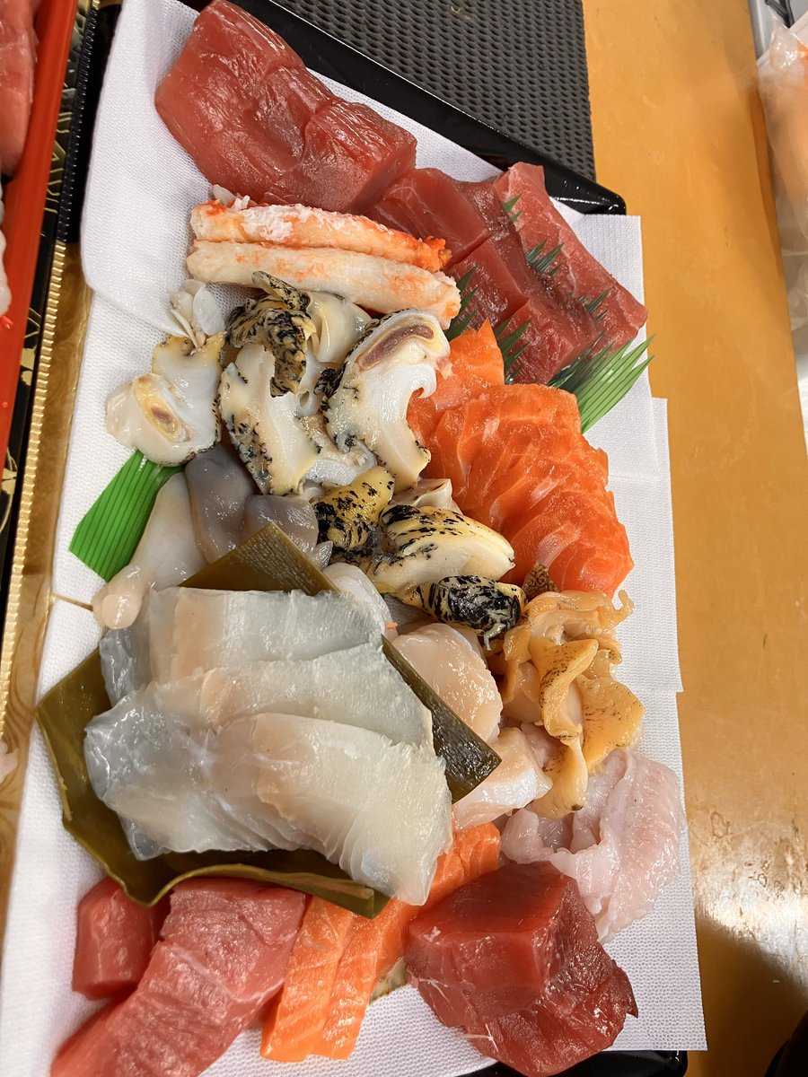 Osashimi0705's tweet photo. 特注盛（5人前・2人前）
冠・婚・葬・祭　御誕生日　会合等々
来客様用　記念日等々　家族の集い
御予約承り致します
貴方だけの世界に一つだけの特注盛是非
（予約時素材お申し付け下さい）
インスタ・LINE・スレッ���・X・御来店・電話にて
御予約承り致します
生食用牡蠣2k2000円税どっさり https://t.co/R6Mn89WMjQ
