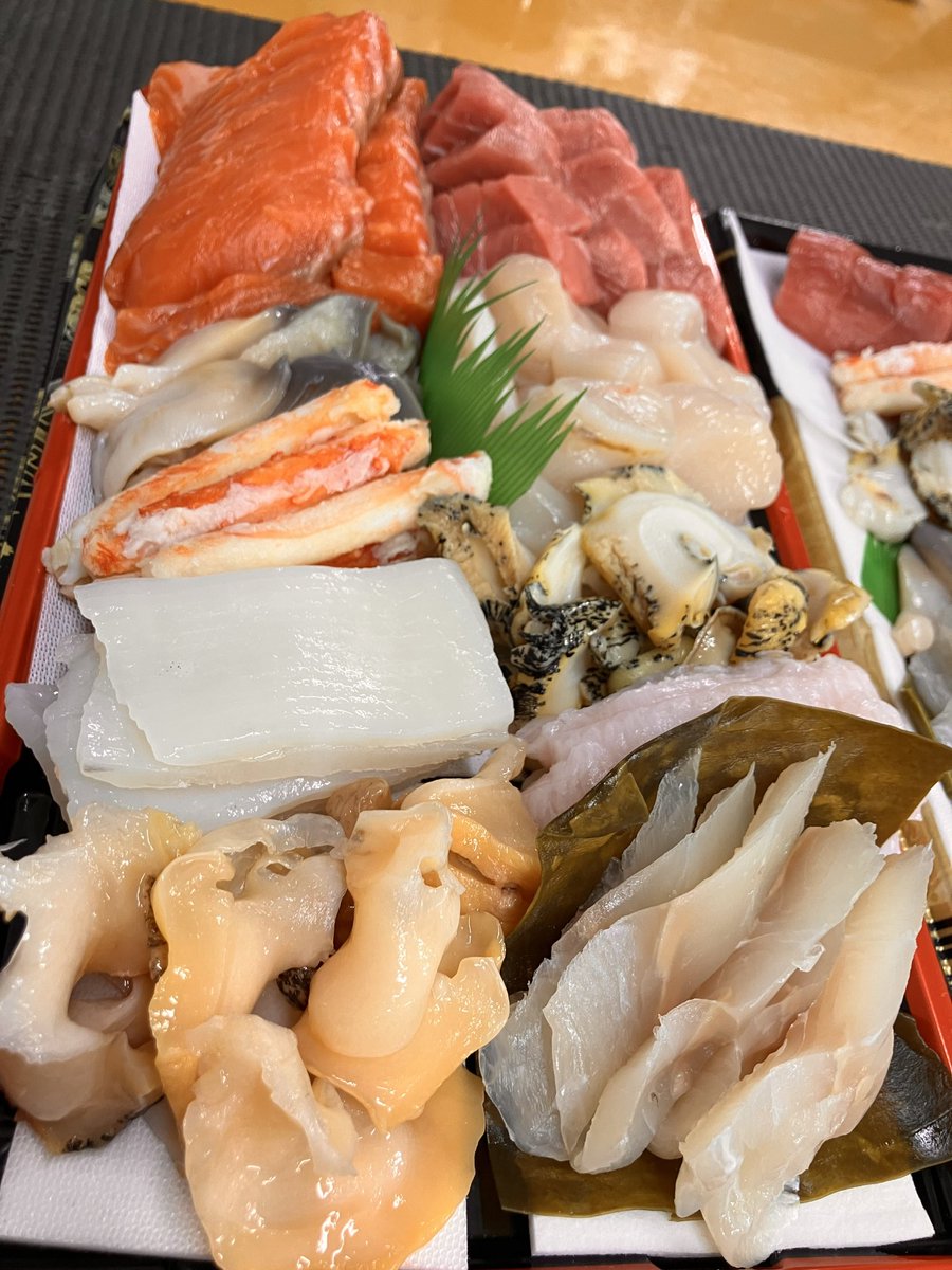 Osashimi0705's tweet photo. 特注盛（5人前・2人前）
冠・婚・葬・祭　御誕生日　会合等々
来客様用　記念日等々　家族の集い
御予約承り致します
貴方だけの世界に一つだけの特注盛是非
（予約時素材お申し付け下さい）
インスタ・LINE・スレッ���・X・御来店・電話にて
御予約承り致します
生食用牡蠣2k2000円税どっさり https://t.co/R6Mn89WMjQ