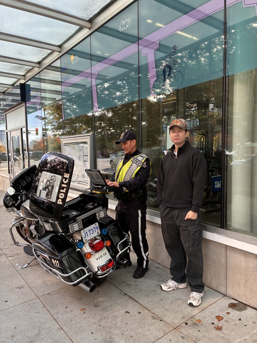VPDTrafficUnit's tweet photo. @VancouverPD And also here at Main and Terminal! #WeAreOutThere https://t.co/kjWT57Ejrt