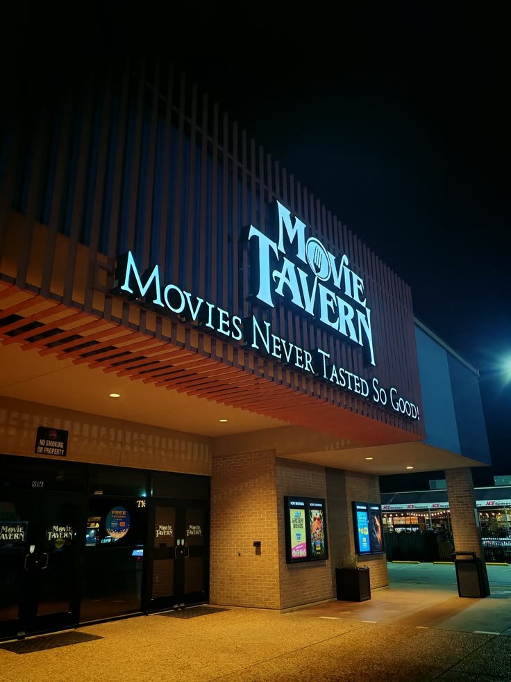 busyprincesss's tweet photo. patrick's cam roll after a cinema date with katie  ♡  . https://t.co/NC2pfdJ9if