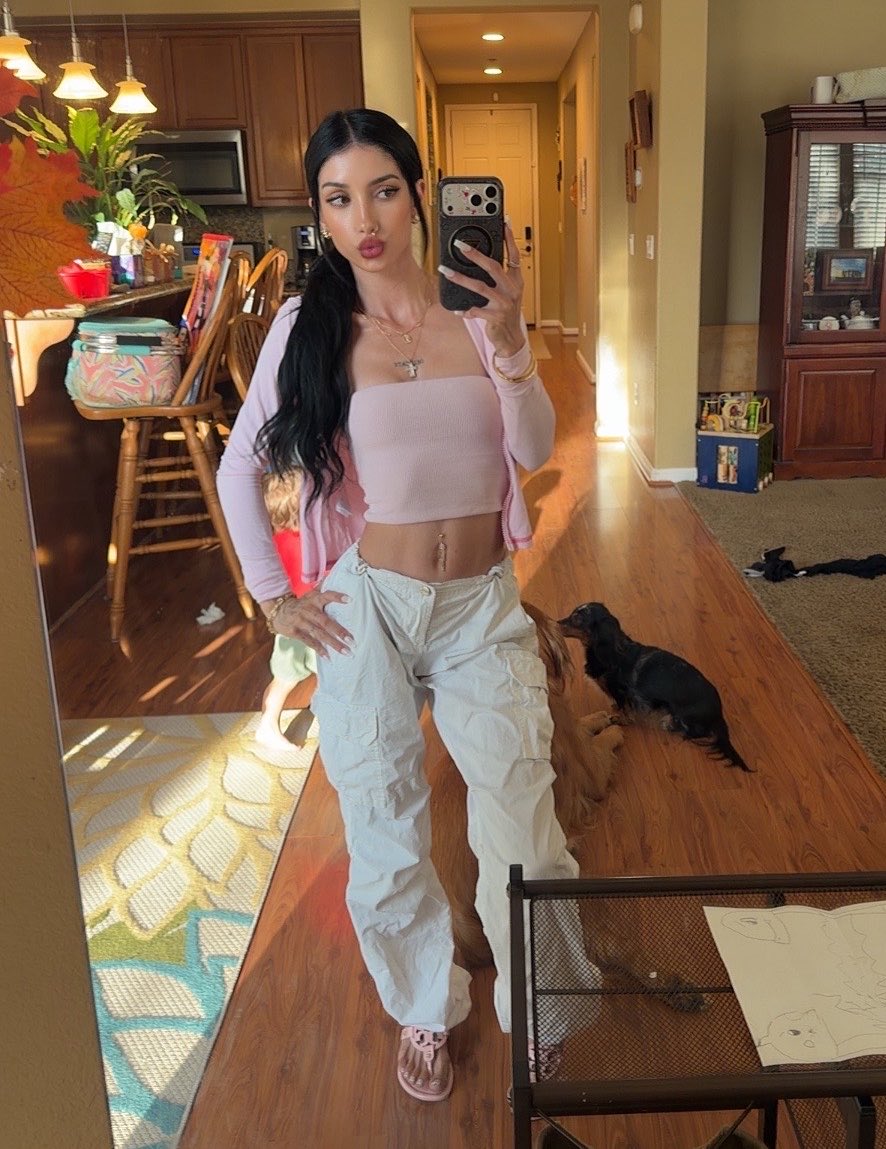 barbieparlays's tweet photo. i’m cute af https://t.co/cxvOj2Yeu2