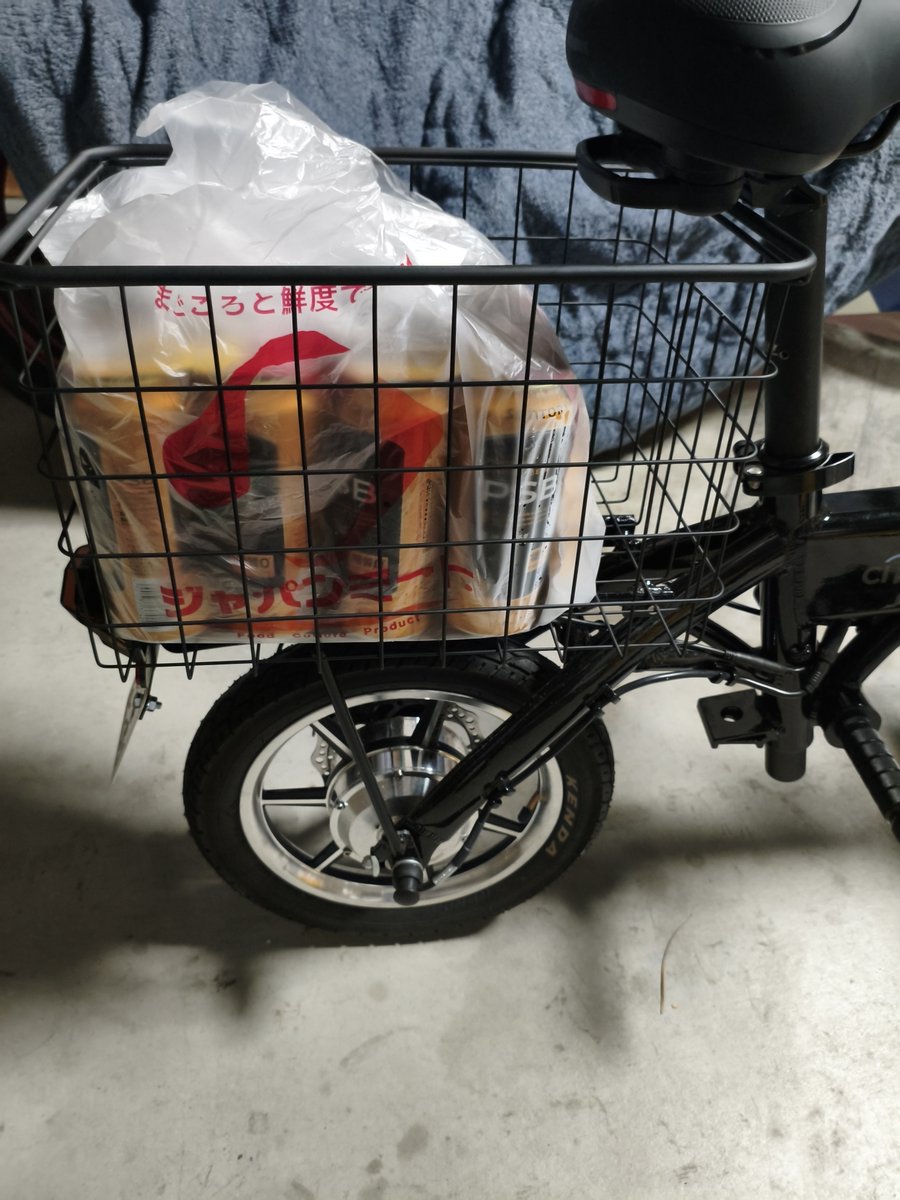 10garage10's tweet photo. 市内の足車とても良い https://t.co/ZJIiENvbaE
