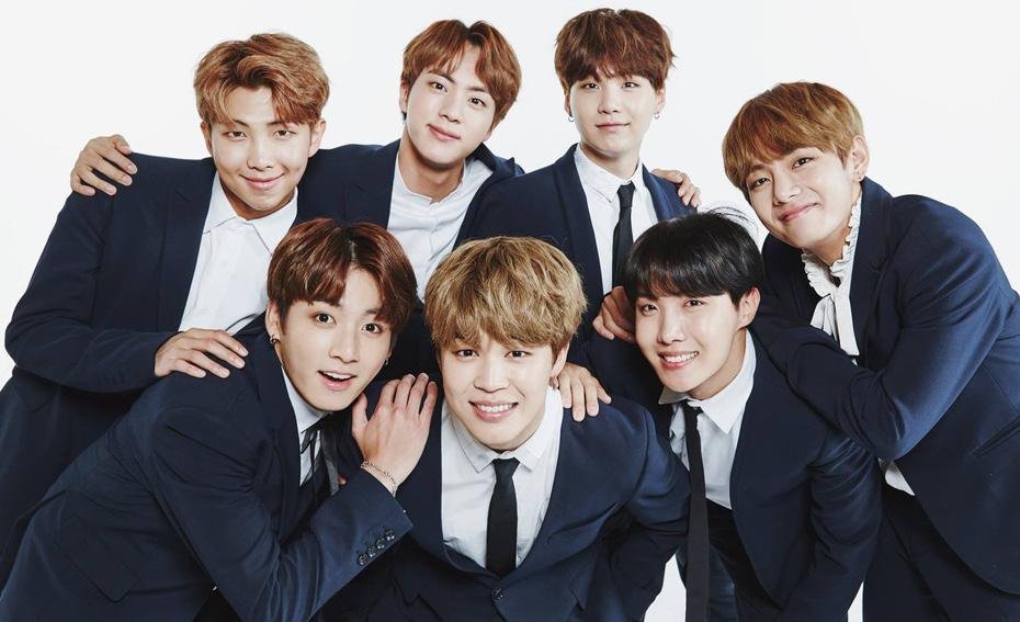 luisa_teod54648's tweet photo. Vamos Army sigamos votando 

#ARIASBTS https://t.co/XCsubMIduJ
