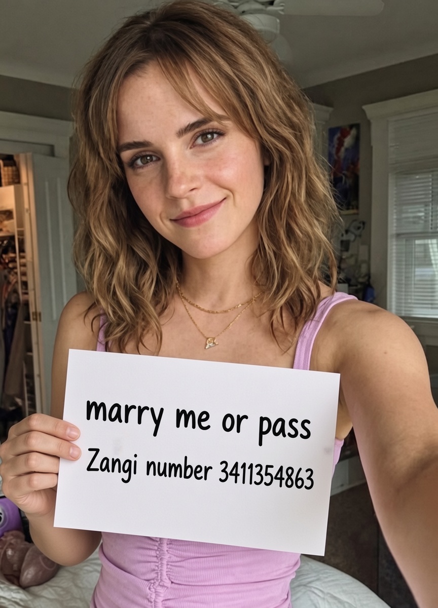 EmmaWatsonhm7n's tweet photo. Marry me or pass💋♥️♥️❤️😡💖🥰 https://t.co/eHWYUI98u0