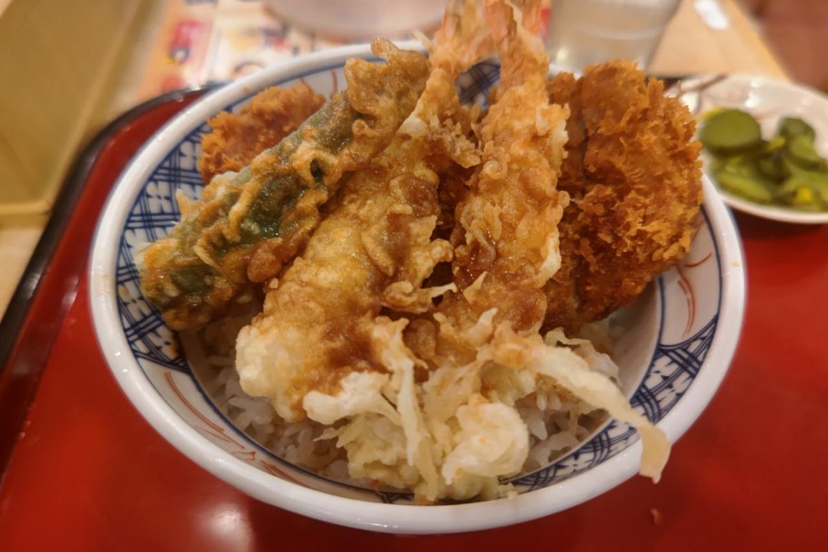 mitarodanijoni's tweet photo. １０月３日の朝の体重81.5㎏
前日の食べ物　蕎麦、かつてん丼、鮭弁当 https://t.co/1Ns4B98knz