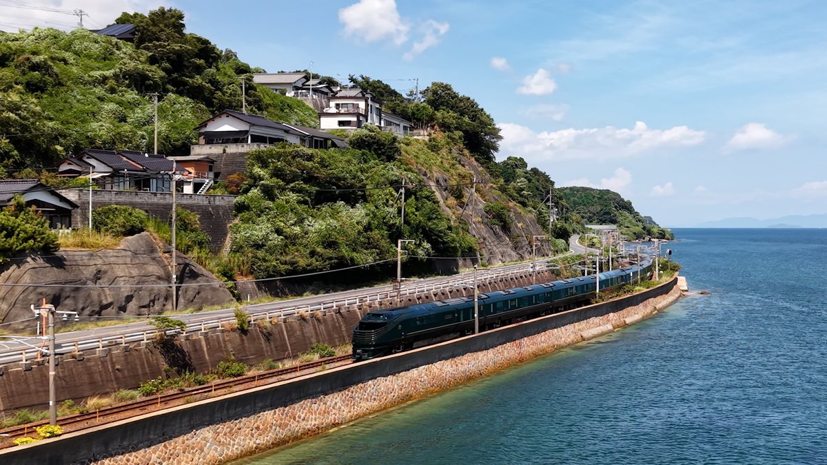 binokyojintachi's tweet photo. 「TWILIGHT EXPRESS瑞風」
ご視聴ありがとうございました😊

見逃した方はBSテレ東
10月10日(土)23:30✍️
全国放送をご覧ください
三宅香帆　磯村勇斗
#新美の巨人たち #トワイライトエクスプレス瑞風 https://t.co/zpma0kvhkh