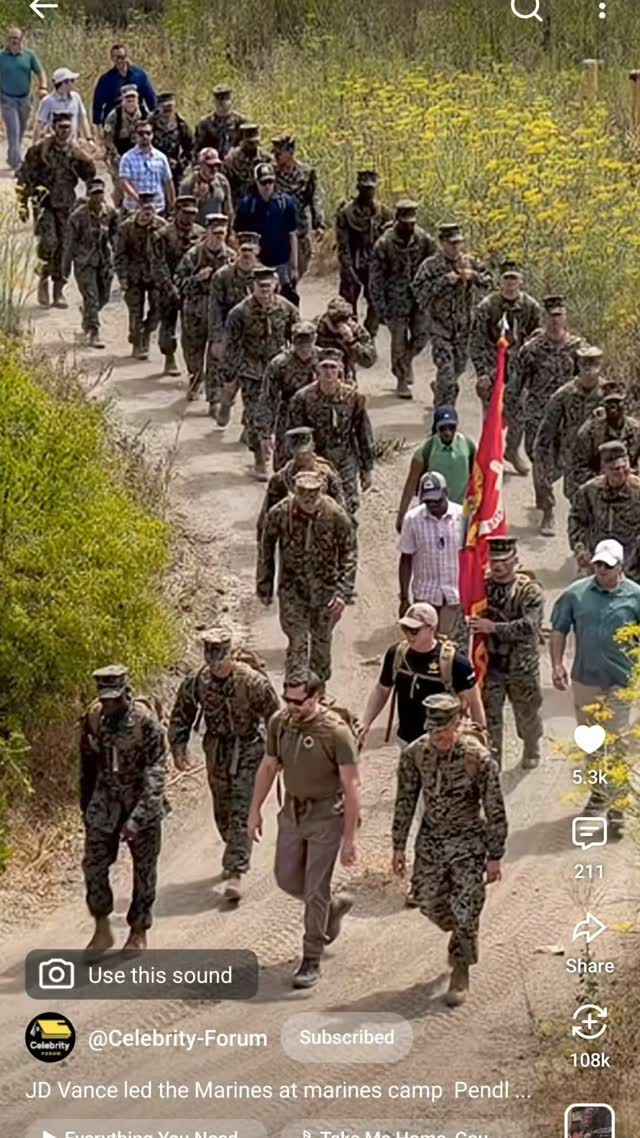 1catcat123's tweet photo. U. S. Army at Camp Pendleton with JD Vance and Leo Man. https://t.co/1FRfD7gmGt