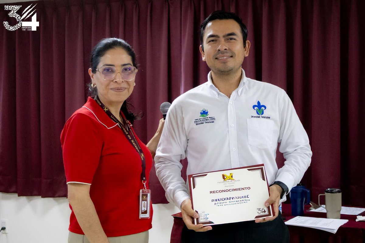 UXoficial's tweet photo. En colaboración con la red @ANUIES, la UX participó en un taller de inclusión de estudiantes con discapacidad, impartido por @CendhiuX. 
Gracias al Dr. Sergio Blázquez por sumar al acompañamiento integral y la responsabilidad social. https://t.co/jsXi5Ek39q