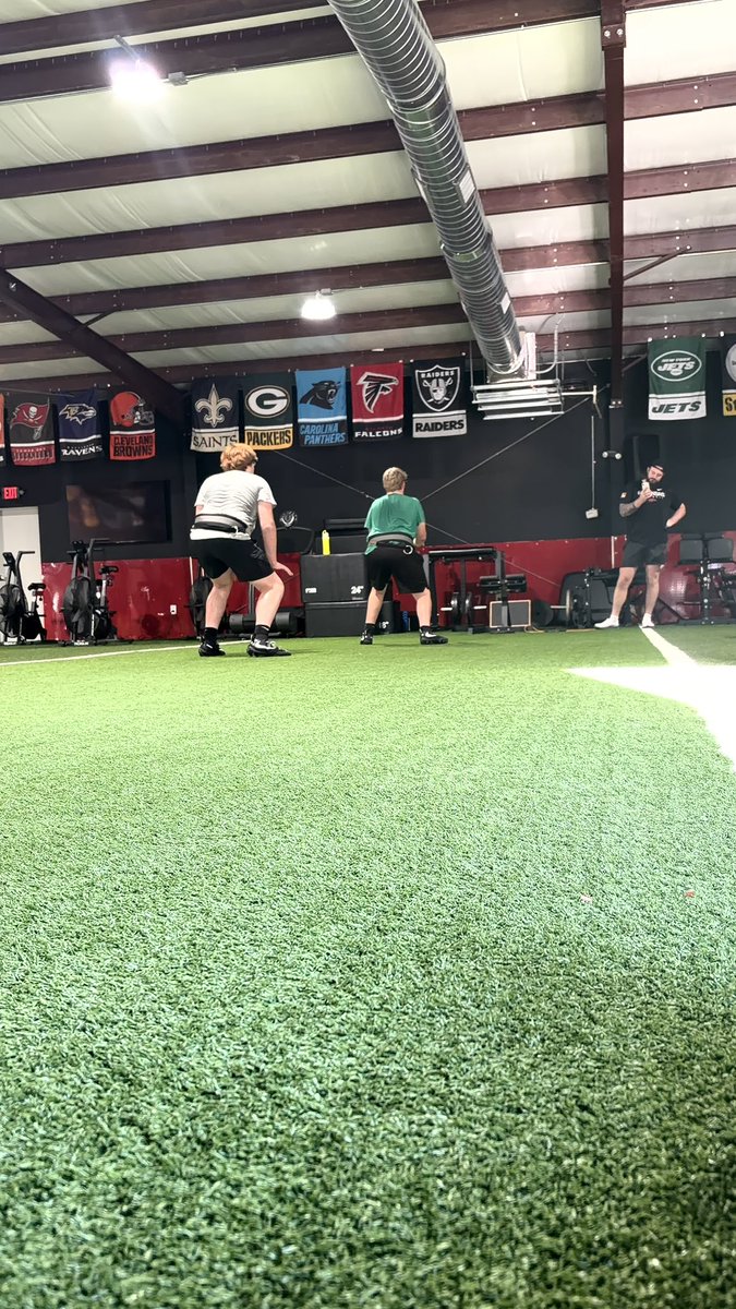MicalLoudermilk's tweet photo. Bye week work with @Velocity_JM and @JenssenSwaff 

@Coach_Davis22 @CoachApp35 @BufordAthletics @TomLoy247 @AWilliamsUSA @ChadSimmons_ @stevequinnFBU @Velocity_FB @Alex_B2C @180SportsP @CoachZohn 
@247Sports @RivalsHS @On3 https://t.co/tMNyrNBQy8