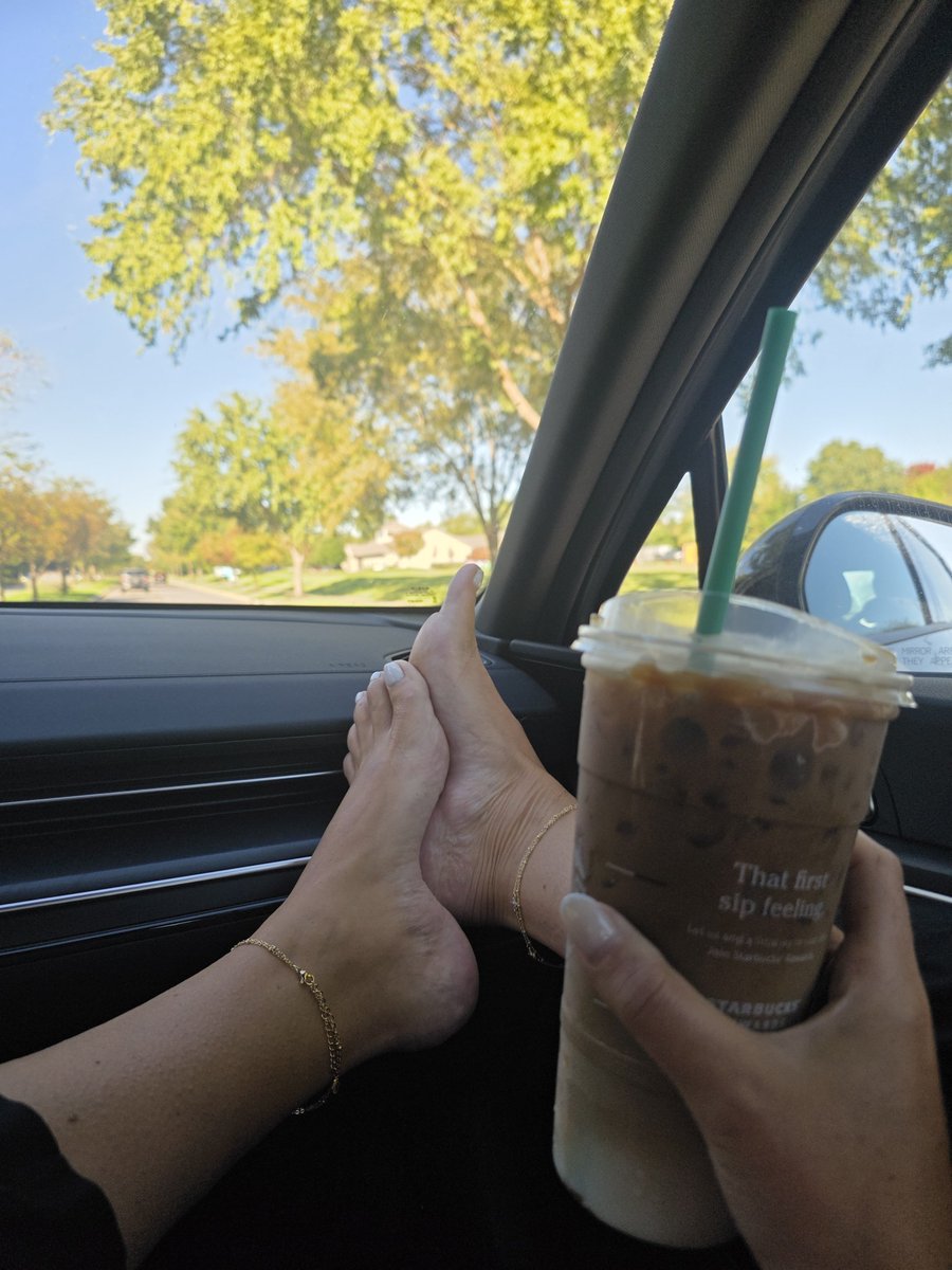 DeezzToes's tweet photo. Who wants to be my coffee sponsor in exchange for morning feet pics every day? ☺️ #feet #footfetısh #toes https://t.co/QQ1PcIzixo