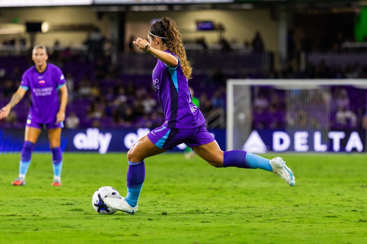 ORLPride's tweet photo. The pack in action 🐕 https://t.co/Krxd5EdnYr