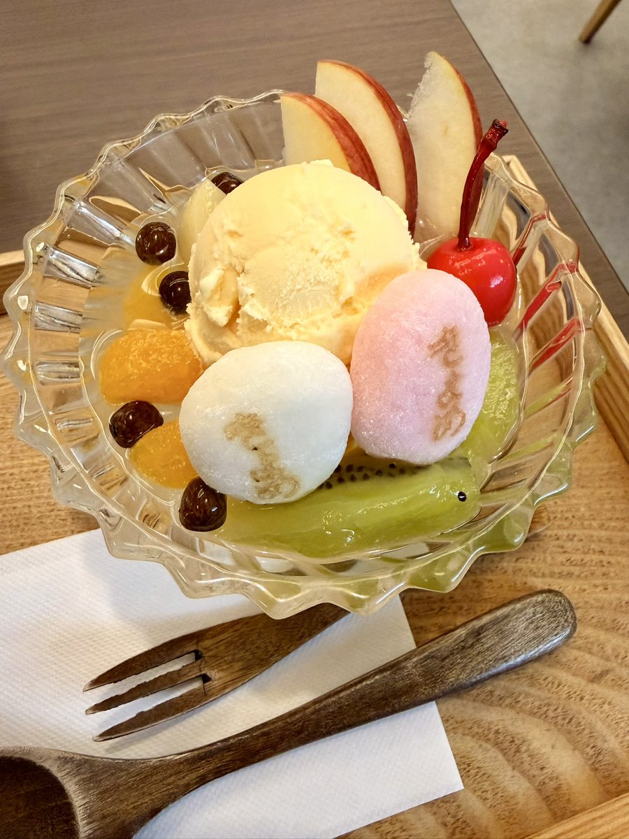 yu88225's tweet photo. きよめクリームみつ豆😍
月末頑張ったご褒美⭐️ https://t.co/4P90bTsBXl