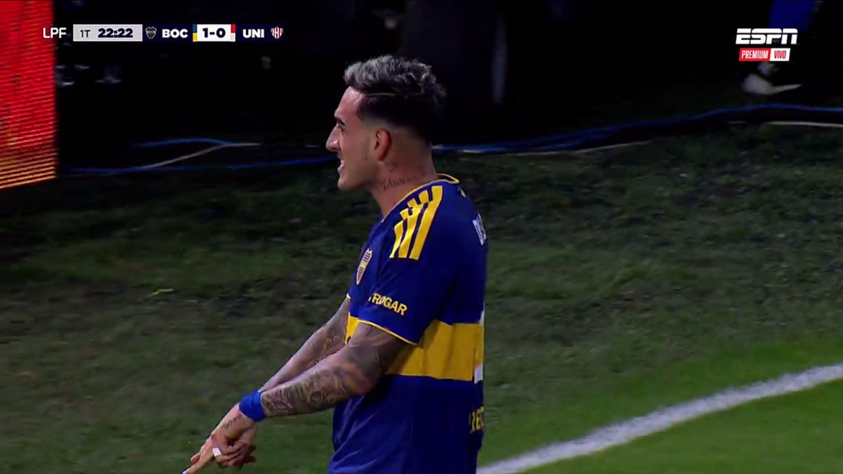 la12tuittera's tweet photo. 23' GOL DE #BOCA!!! Centro de #Paredes y cabezazo goleador de LAUTARO DI LOLLO para el 1-0 del Xeneize! https://t.co/l2uyNgsbxj
