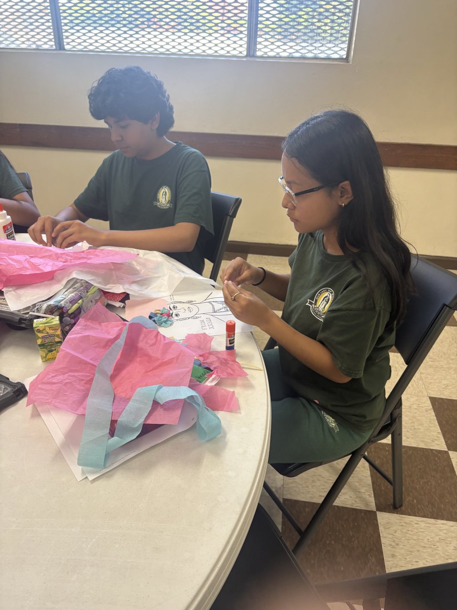 OLGLionsLA's tweet photo. Today was definitely a hot one, but that didn’t stop our students from enjoying PE and Art in a comfortable environment! ☀️🎨
A special thank you to Father Huerta for providing an air-conditioned space for our students could continue to learn and have fun while staying cool. 🙏🏼❤️ https://t.co/fihQiE4xSk