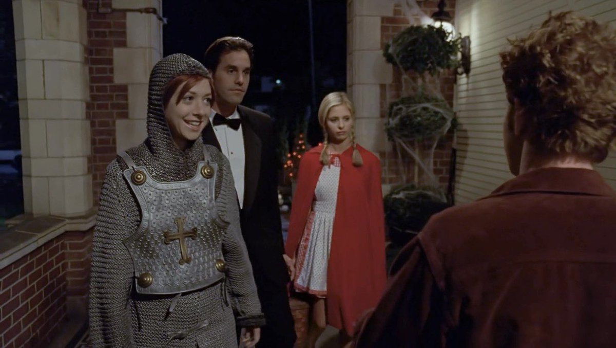 caitsjxo's tweet photo. murder house in buffy the vampire slayer 1999 https://t.co/wJRW3syXnx