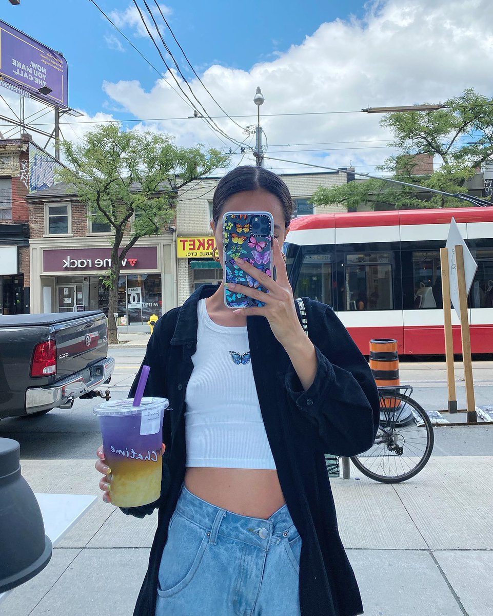 eldanielitobang's tweet photo. 타이 버터플라이 라군 티와 태국 미식 여행의 꿈? 완전 좋죠. Chatime Canada와 Thailand Insider Canada가 Chatime 1L 슈퍼컵 태국풍 음료 주문만으로 방콕 7일 여행 당첨 기회를 드립니다! 1. BC와 온타리오의 Chatime 매장 방문
2. 1L 슈퍼컵 타이 밀크티 또는 https://t.co/3xNo8NgLlk
