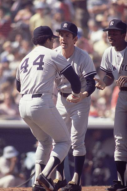 Jimfrombaseball's tweet photo. On hearing that Reggie Jackson was reported to have an IQ of 165, Yankee teammate Mickey Rivers snidely replied:
"Out of what:
A thousand?"
Reggie Jackson, Billy Martin, Mickey Rivers. https://t.co/X9ubUHOoOI