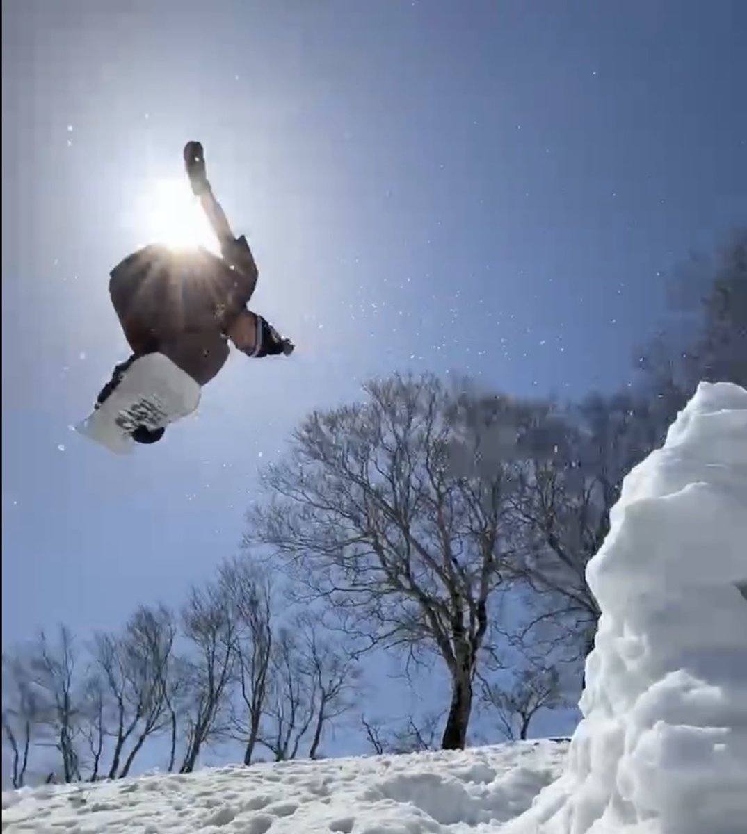 slime_case's tweet photo. 10月3日(土)営業時間🎁
14:00〜20:00
https://t.co/x1MZ9vuMtp
SK8&amp;SNOW
APPAREL&amp;FIELD GUIDE

#スケボー山形 #スケボー東根市
#スケボーショップ山形
#スケボーショップ東根市
#山形スノーボードショップ
#スノーボードショッ���山形県
#スノーボードショップ東根市
#スノーボードチューンナップ山形 https://t.co/33wvEhVGbc