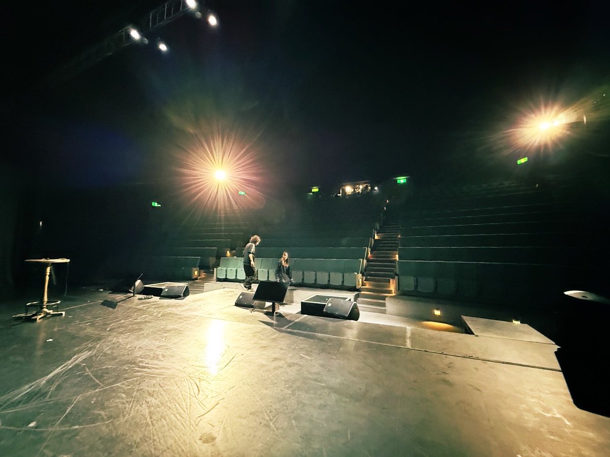 o_magatoki_hiro's tweet photo. 本日は大阪オフ会！！
海遊館の隣で待ってるよ！！ https://t.co/qnzw2K7iGb