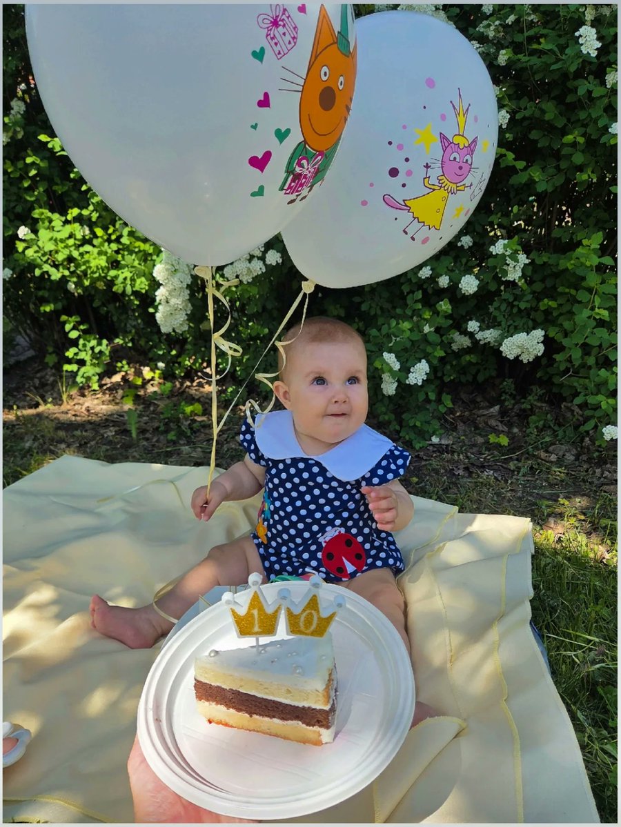 Montoyagf's tweet photo. I never understood moms who constantly posted photos of their children... Now I do. https://t.co/kFFtCCU7Jm
