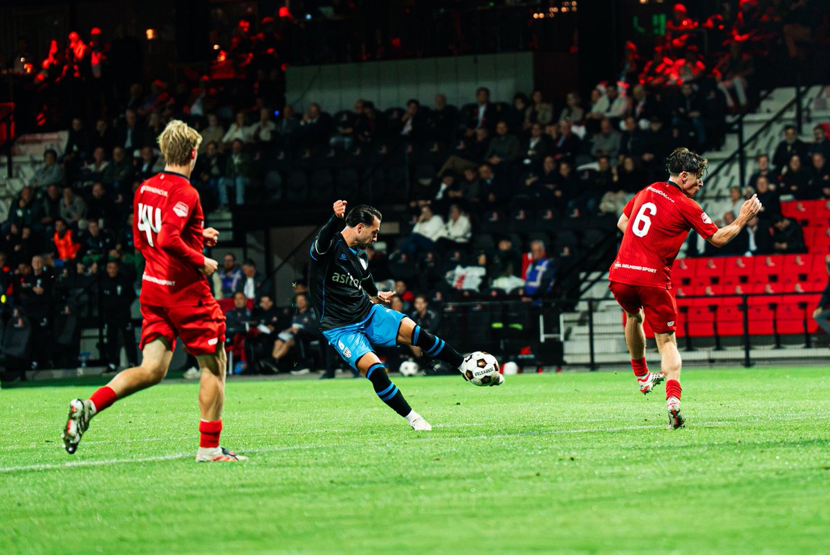 HeraclesAlmelo's tweet photo. 📸 #HELHER
#WijZijnHeracles https://t.co/oe1ivwBa5t