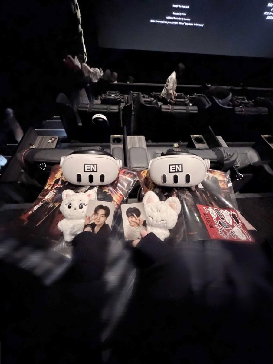 si2o_6's tweet photo. いつものお友達とVR行ってきたᴗ  ̫ ᴗ♡
ほんとーーにゼロ距離でドキドキ止まらなかった😭😭やっぱりジョンウォン世界一だいすき🥹🩷🩷

#ENHYPENと何度でも会える体験 #VR https://t.co/HTSWfxd8zD